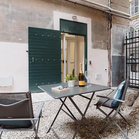 La Tana Della Tartaruga Apartment Genoa